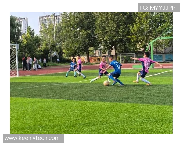 小学生足球比赛直播精彩瞬间回顾与精彩解说全程呈现